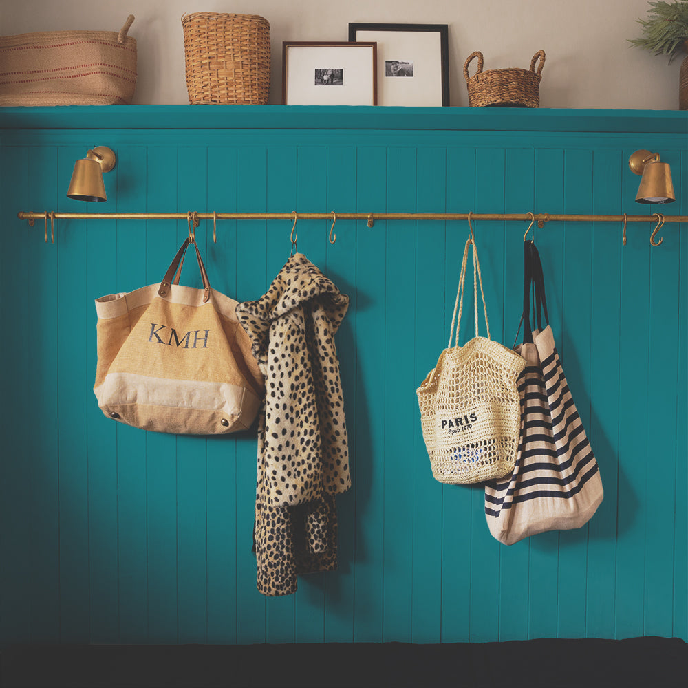 The Four-Poster Swatch